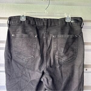 SEVEN FOR ALL MANKIND WOMEN’S BLACK JEANS SZ 16